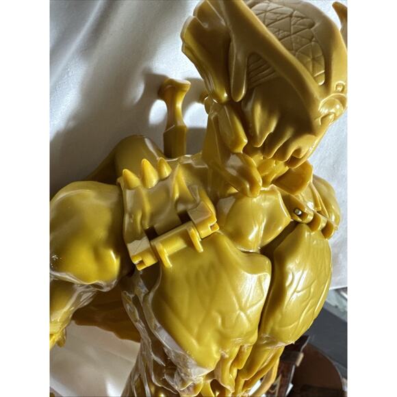 Power Rangers Mighty Morphin Ultimate Goldar Motion Action Figure 18" 2016 - Picture 4 of 7